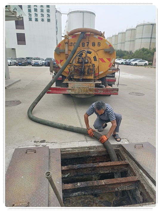 仁布隔油池清掏