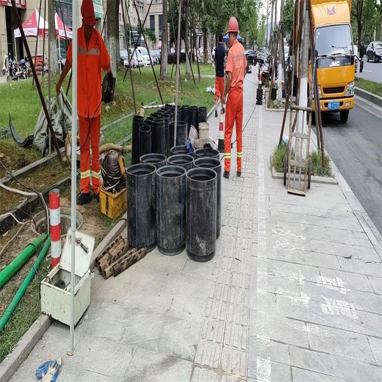 仁布管道短管置换修复